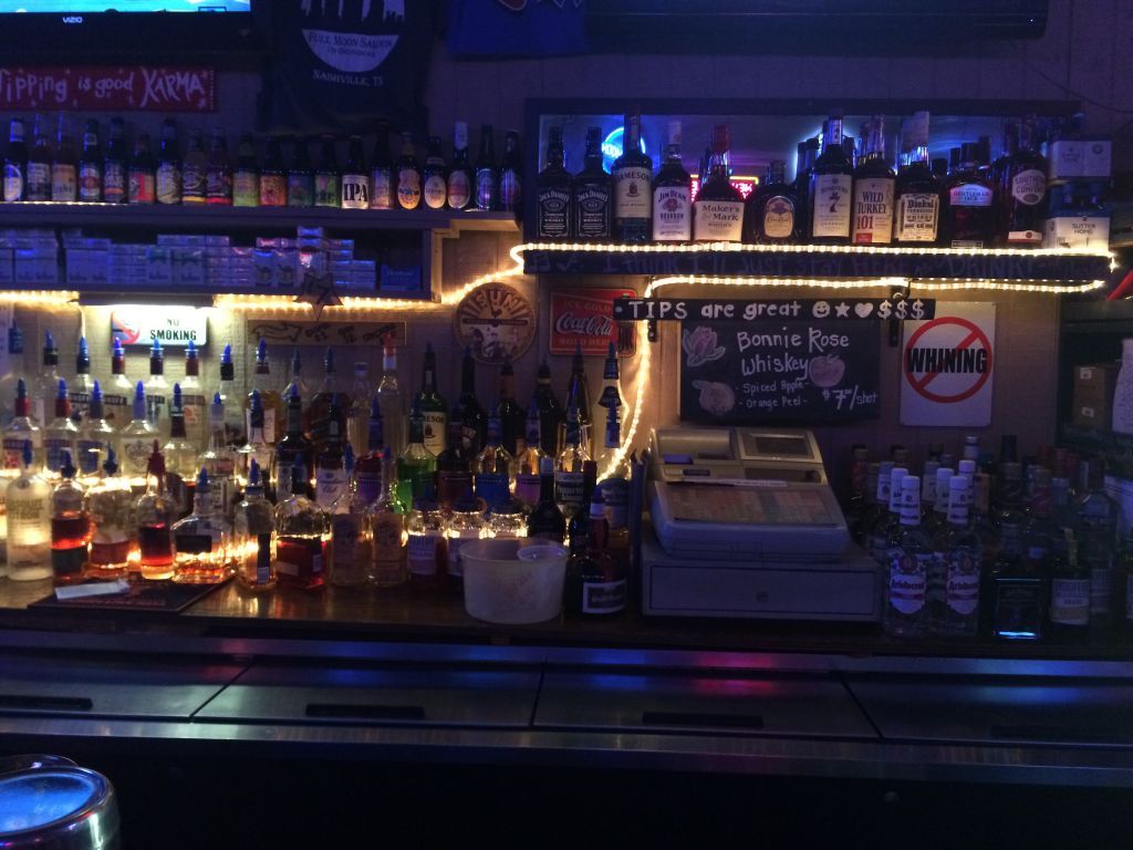 jennybenny Bar Downtown Nashville Broadway