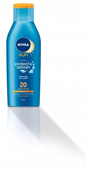 NIVEA SUN Protect & Refresh Refreshing Lotion_SPF 20_115 SEK